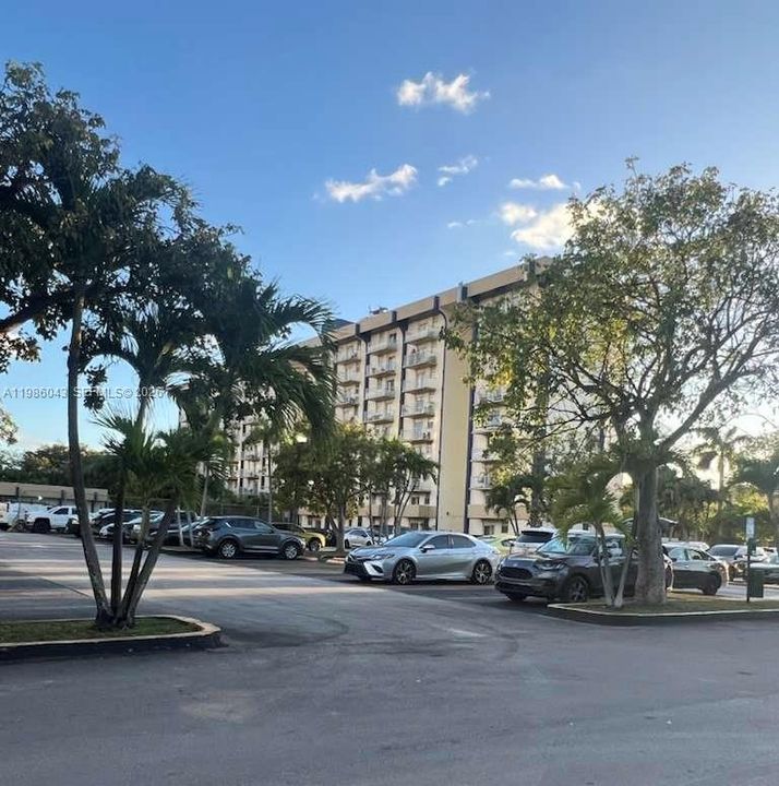 На продажу: $180,000 (1 спален, 1 ванн, 580 Квадратных фут)