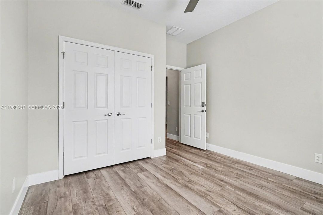 Recently Rented: $3,250 (5 beds, 3 baths, 3298 Square Feet)