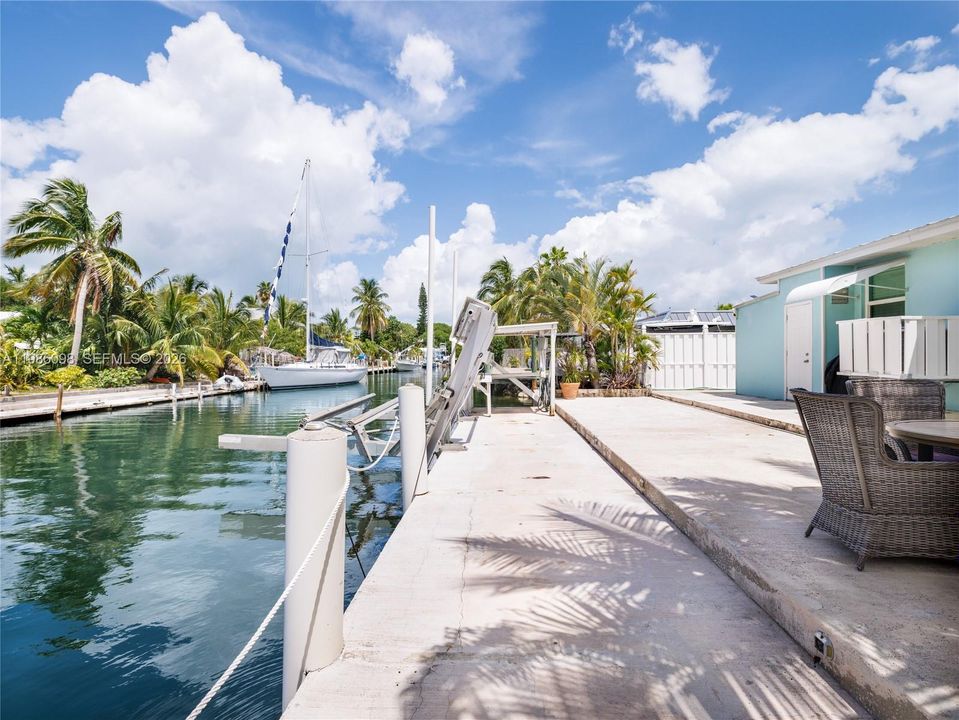 Dock