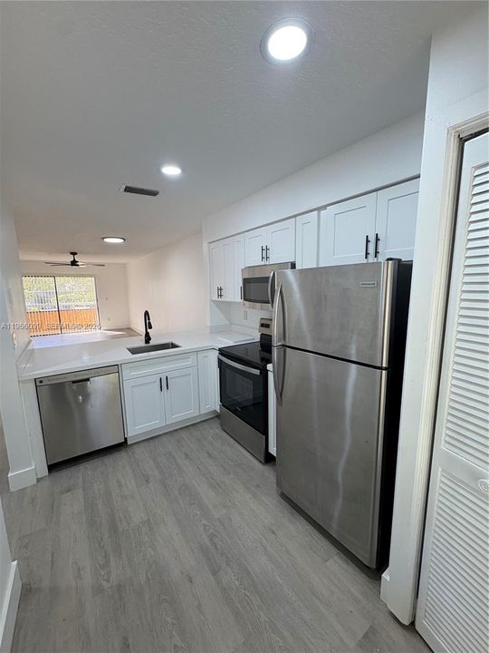 En Renta: $2,150 (2 camas, 2 baños, 875 Pies cuadrados)