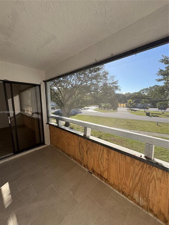 En Renta: $2,150 (2 camas, 2 baños, 875 Pies cuadrados)