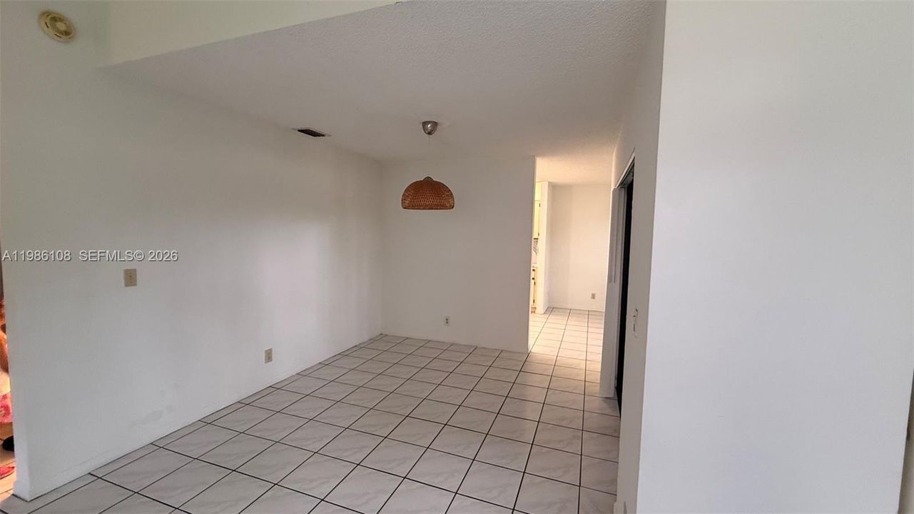 Active With Contract: $2,795 (3 beds, 2 baths, 1560 Square Feet)