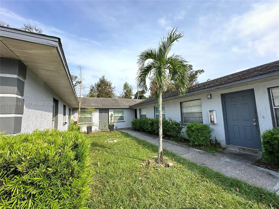 For Rent: $1,250 (2 beds, 1 baths, 650 Square Feet)
