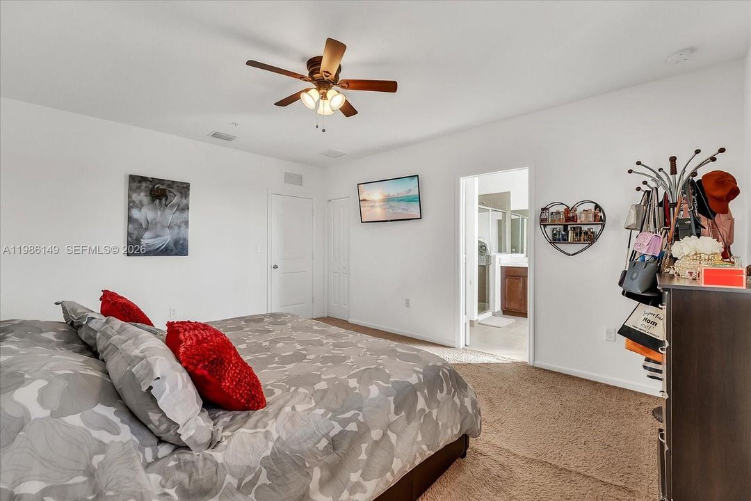 For Sale: $480,000 (4 beds, 3 baths, 2415 Square Feet)