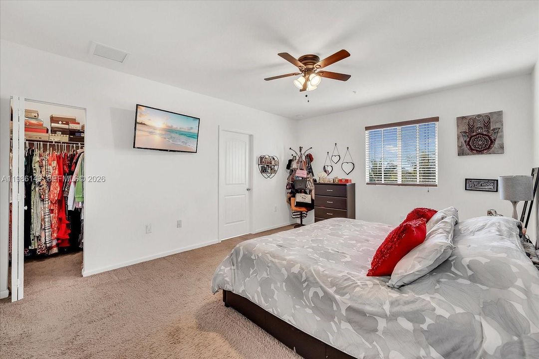 For Sale: $480,000 (4 beds, 3 baths, 2415 Square Feet)