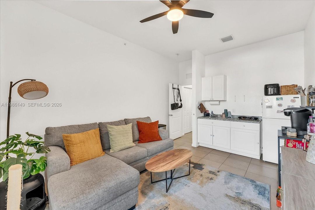 For Sale: $480,000 (4 beds, 3 baths, 2415 Square Feet)