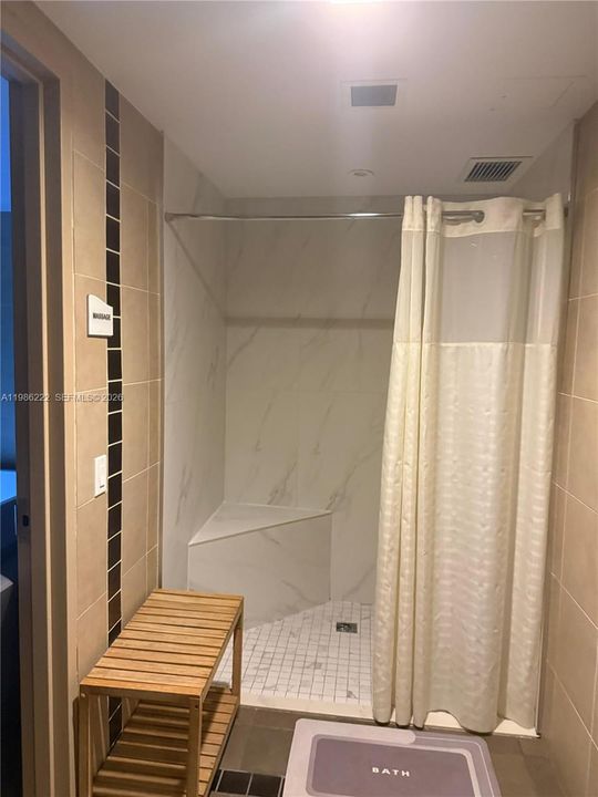 En Venta: $475,000 (1 camas, 1 baños, 672 Pies cuadrados)