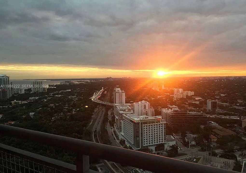 En Venta: $475,000 (1 camas, 1 baños, 672 Pies cuadrados)