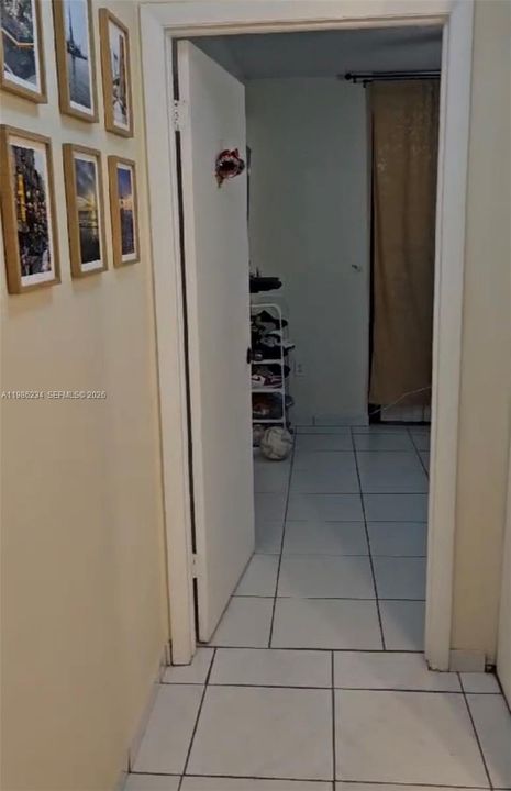 Activo con contrato: $250,000 (2 camas, 2 baños, 910 Pies cuadrados)