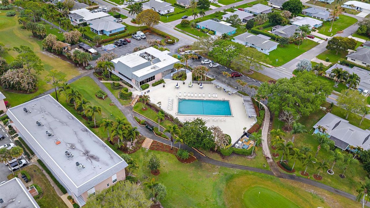 18081 SE Country Club Dr bldg 6 apt 51-1