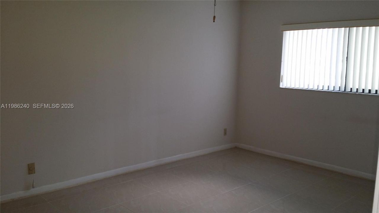 For Rent: $1,800 (2 beds, 2 baths, 1330 Square Feet)