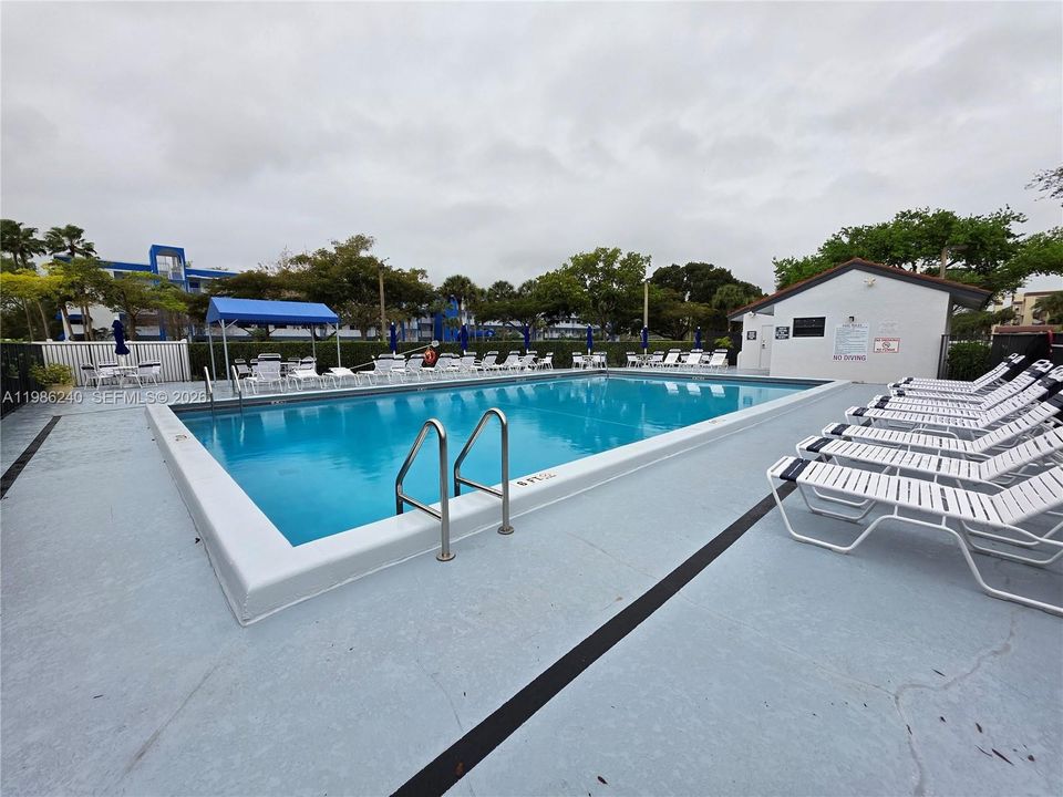 For Rent: $1,800 (2 beds, 2 baths, 1330 Square Feet)