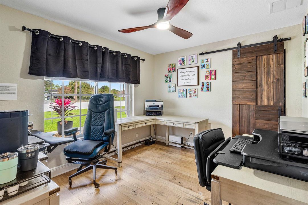 019-1543666thCourtNorth-TheAcreage-FL-33