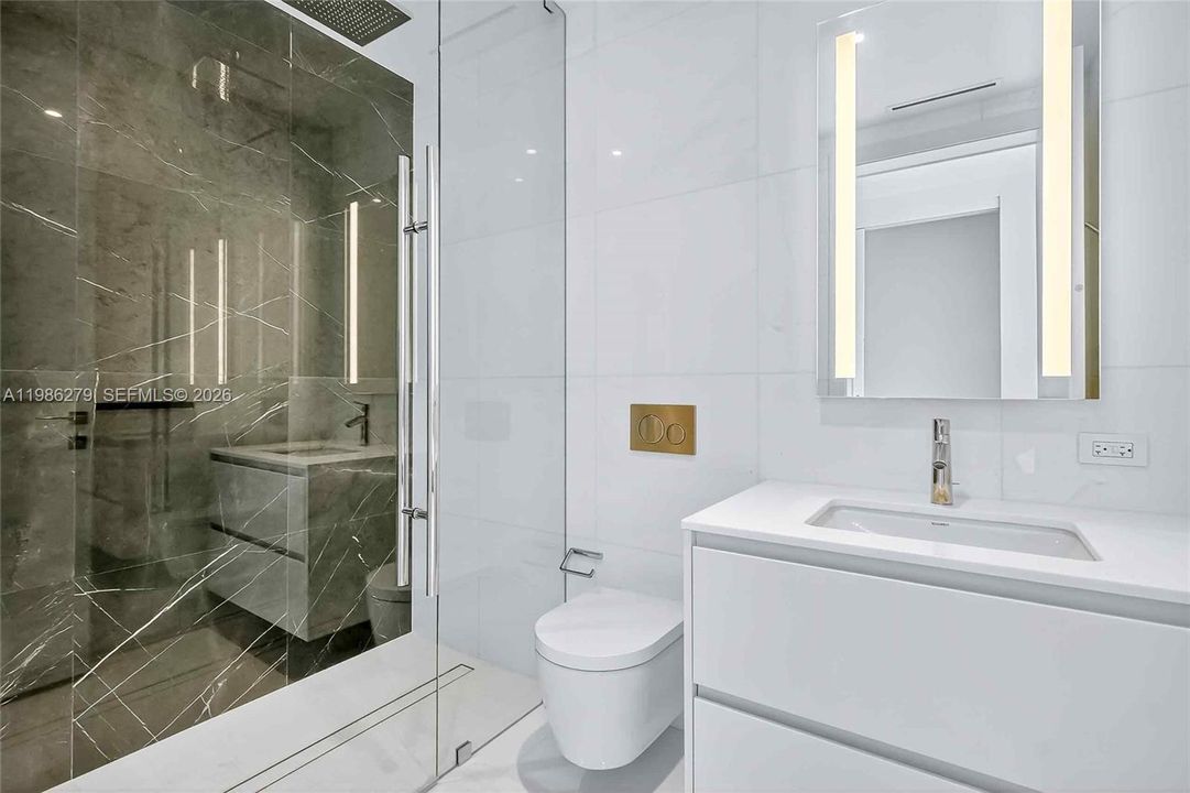 На продажу: $6,500,000 (4 спален, 5 ванн, 3375 Квадратных фут)