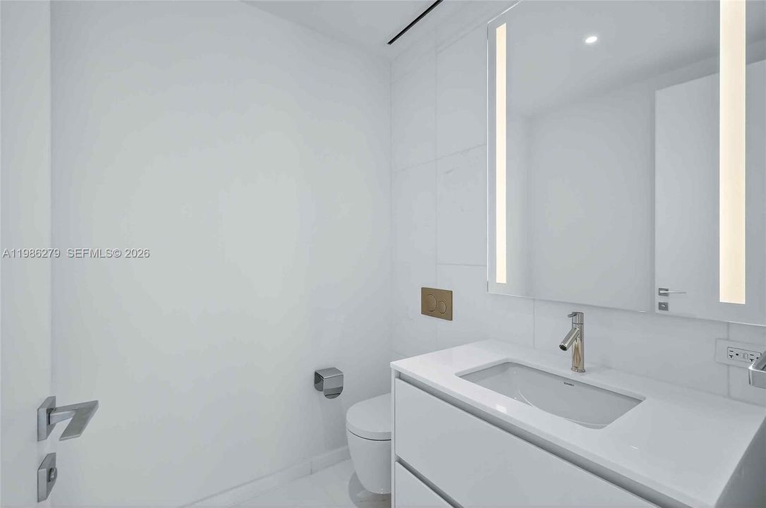 На продажу: $6,500,000 (4 спален, 5 ванн, 3375 Квадратных фут)