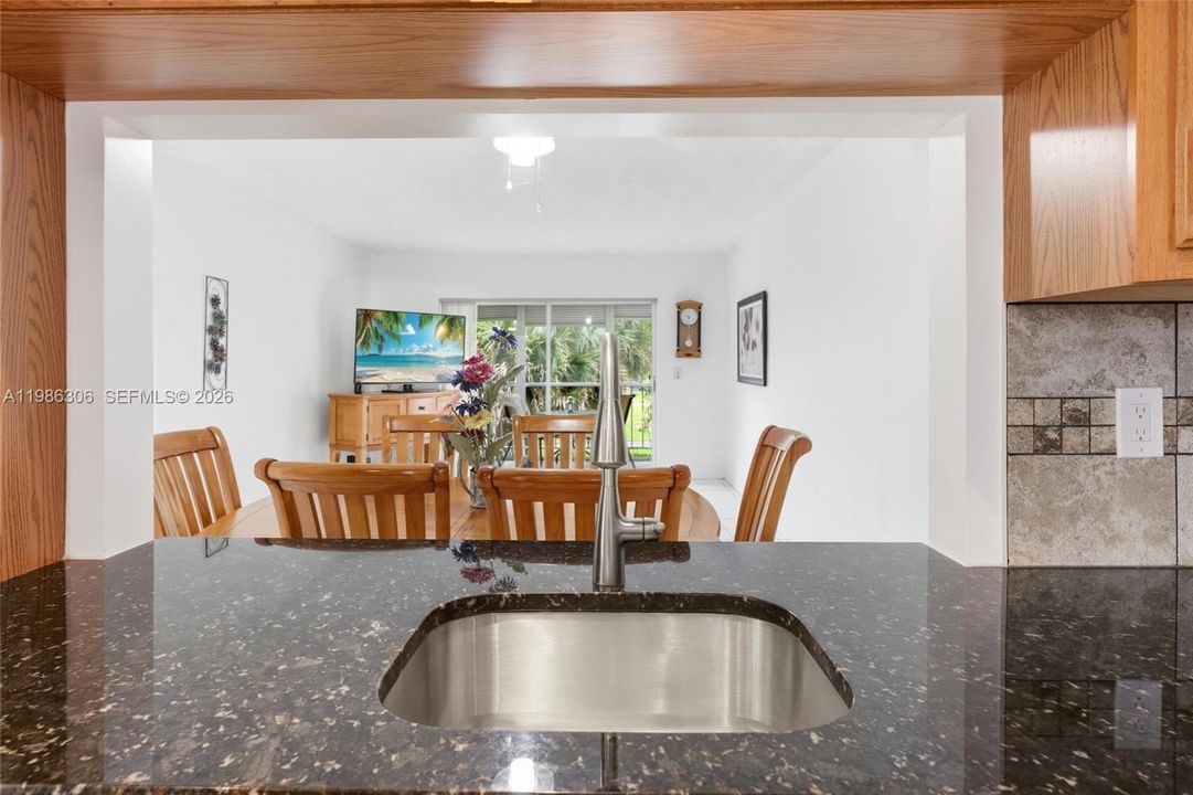 En Venta: $140,000 (1 camas, 1 baños, 672 Pies cuadrados)