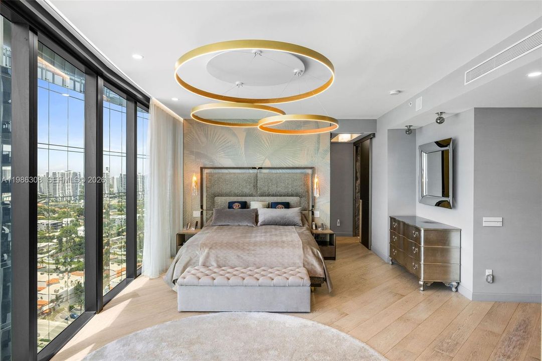 В аренду: $38,000 (3 спален, 4 ванн, 3171 Квадратных фут)