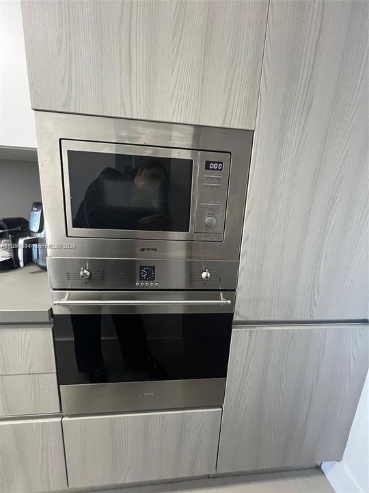 For Sale: $480,000 (0 beds, 1 baths, 525 Square Feet)