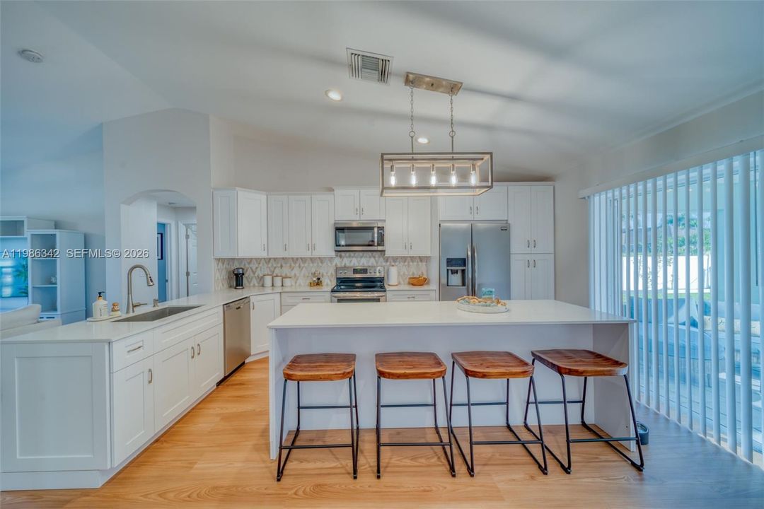 En Venta: $380,000 (3 camas, 2 baños, 1422 Pies cuadrados)
