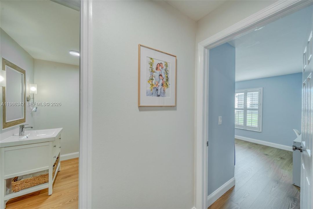 En Venta: $380,000 (3 camas, 2 baños, 1422 Pies cuadrados)