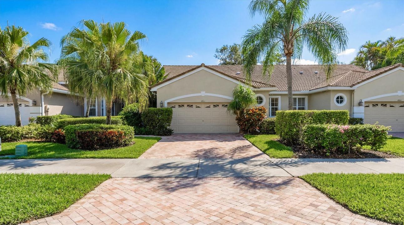 4681 Carlton Golf Dr
