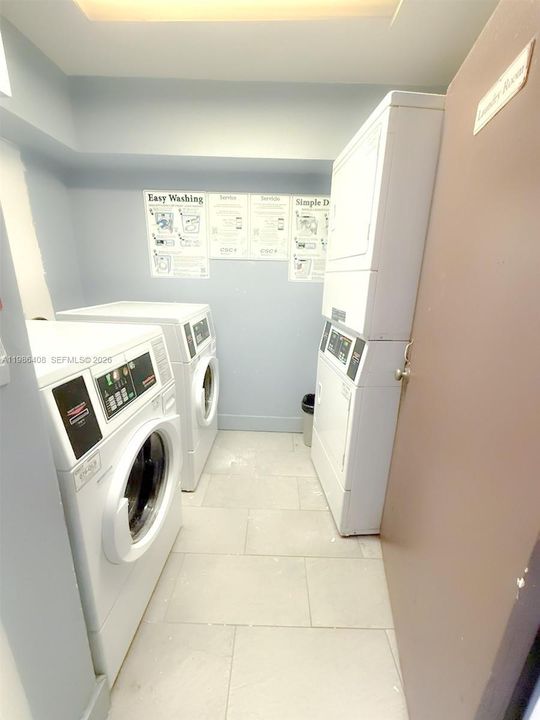 Activo con contrato: $1,750 (2 camas, 2 baños, 1175 Pies cuadrados)