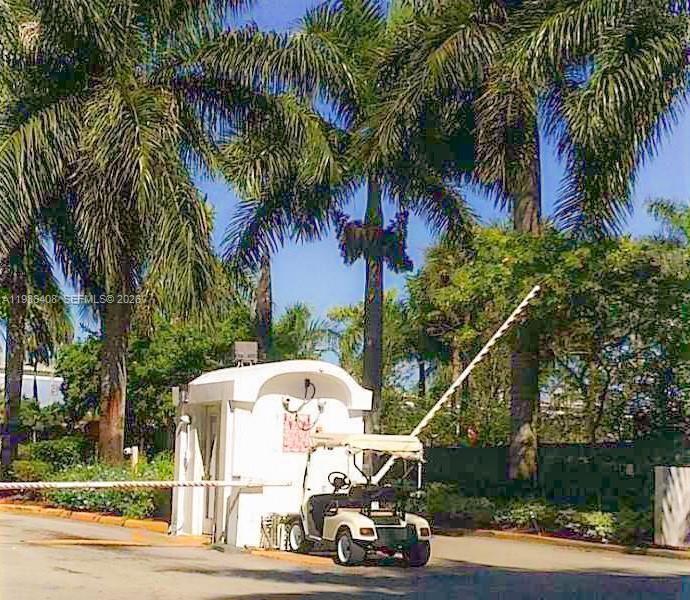 Activo con contrato: $1,750 (2 camas, 2 baños, 1175 Pies cuadrados)