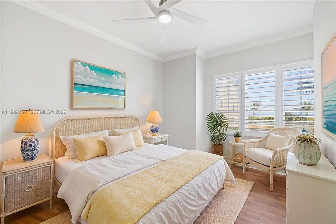 En Venta: $1,150,000 (3 camas, 3 baños, 2351 Pies cuadrados)