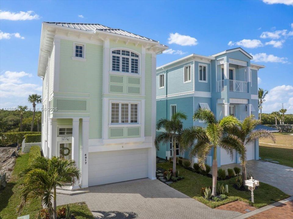 En Venta: $1,150,000 (3 camas, 3 baños, 2351 Pies cuadrados)