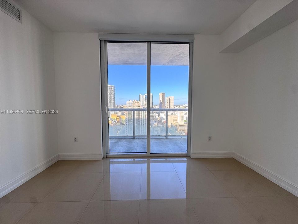 For Sale: $455,000 (1 beds, 1 baths, 800 Square Feet)