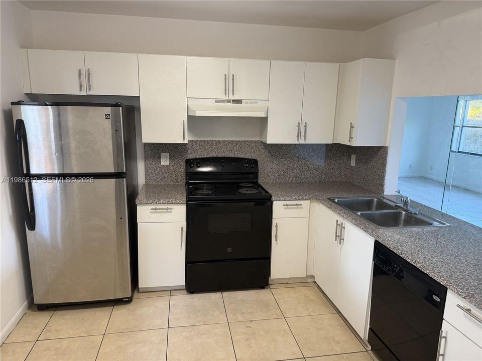 En Venta: $160,000 (1 camas, 1 baños, 763 Pies cuadrados)