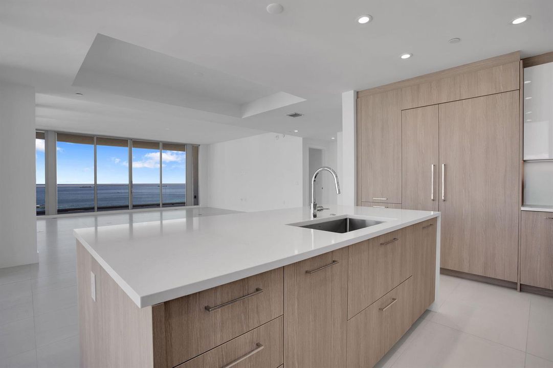 16-web-or-mls-1204-E-2414