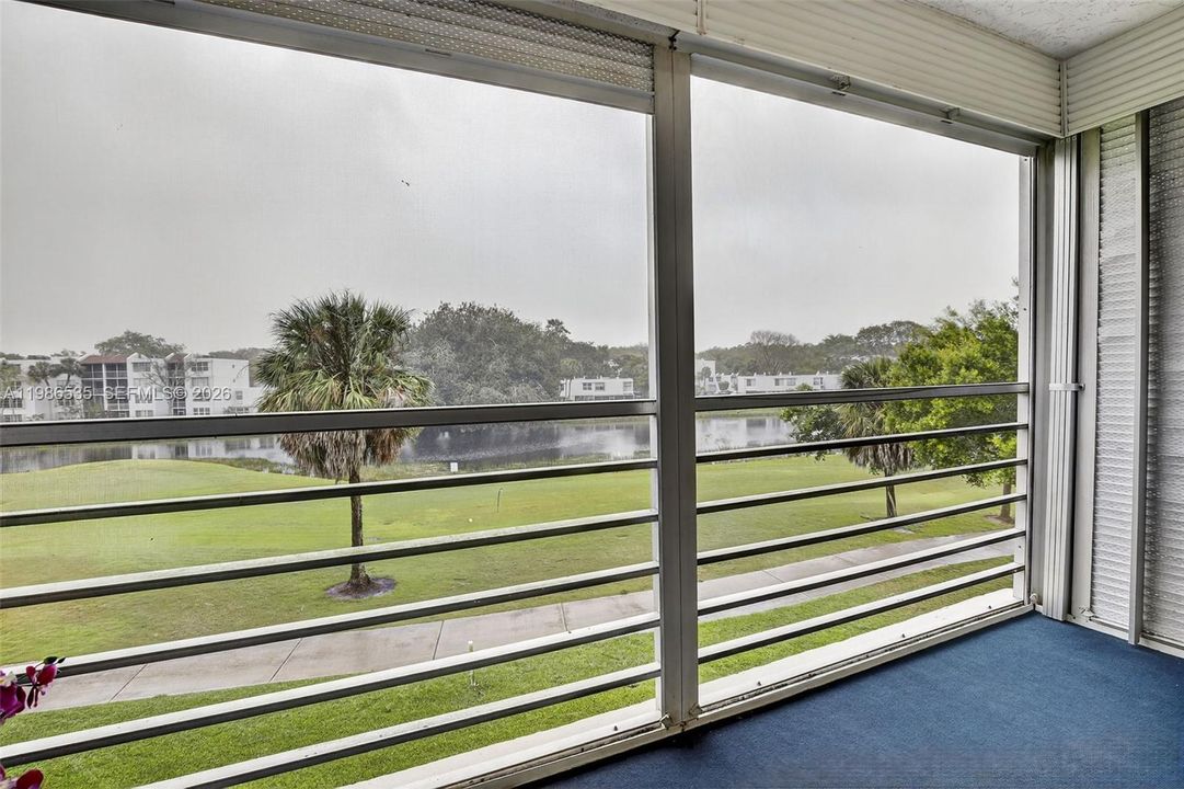 Activo con contrato: $265,000 (3 camas, 2 baños, 1124 Pies cuadrados)