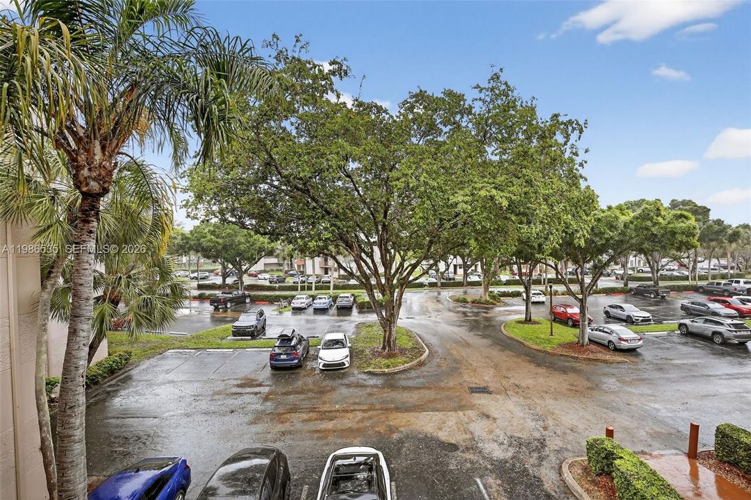 Activo con contrato: $265,000 (3 camas, 2 baños, 1124 Pies cuadrados)