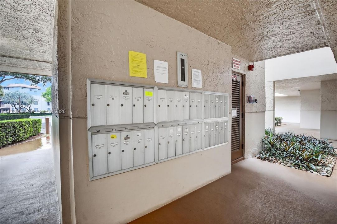 Activo con contrato: $265,000 (3 camas, 2 baños, 1124 Pies cuadrados)