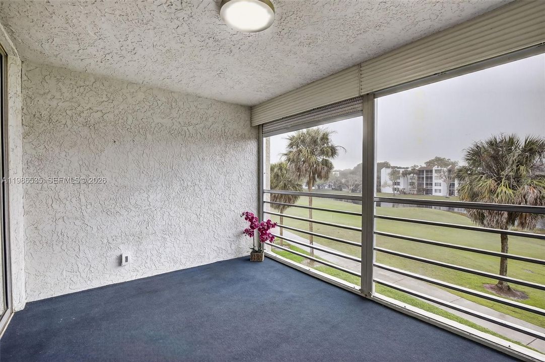 Activo con contrato: $265,000 (3 camas, 2 baños, 1124 Pies cuadrados)
