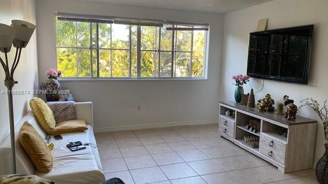 En Venta: $222,900 (1 camas, 1 baños, 749 Pies cuadrados)