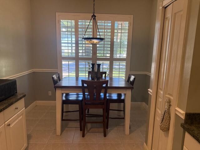 Dining room 1