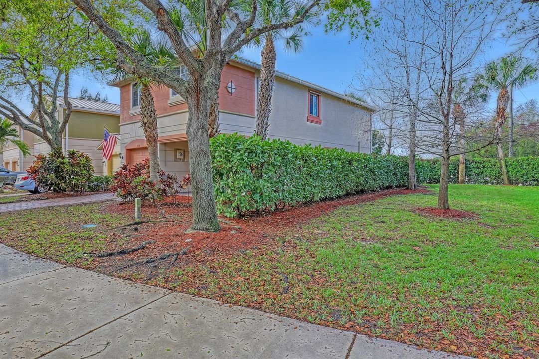 296 SE Bloxham (3)