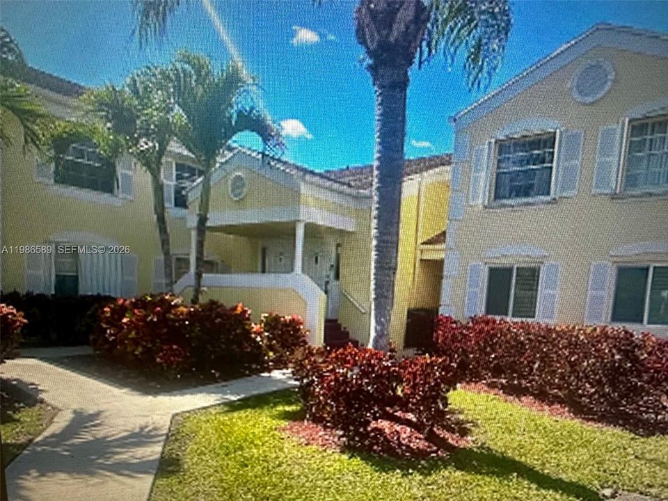 Vendido Recientemente: $205,000 (2 camas, 2 baños, 1160 Pies cuadrados)