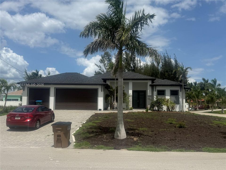 En Venta: $548,900 (3 camas, 2 baños, 1950 Pies cuadrados)