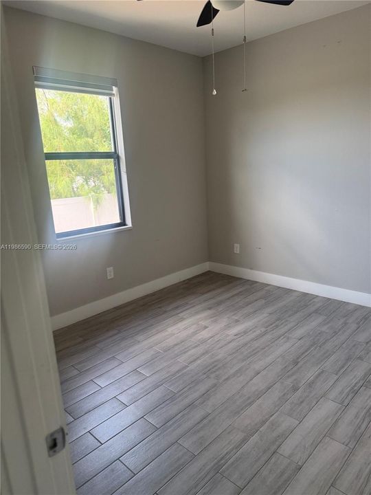 En Venta: $548,900 (3 camas, 2 baños, 1950 Pies cuadrados)