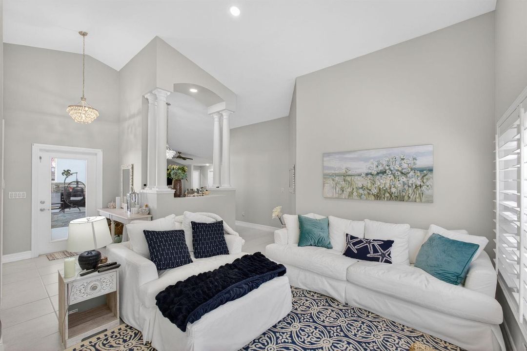 Living Area 2