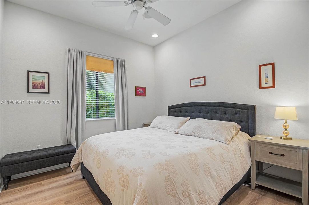 For Sale: $890,000 (5 beds, 3 baths, 3061 Square Feet)