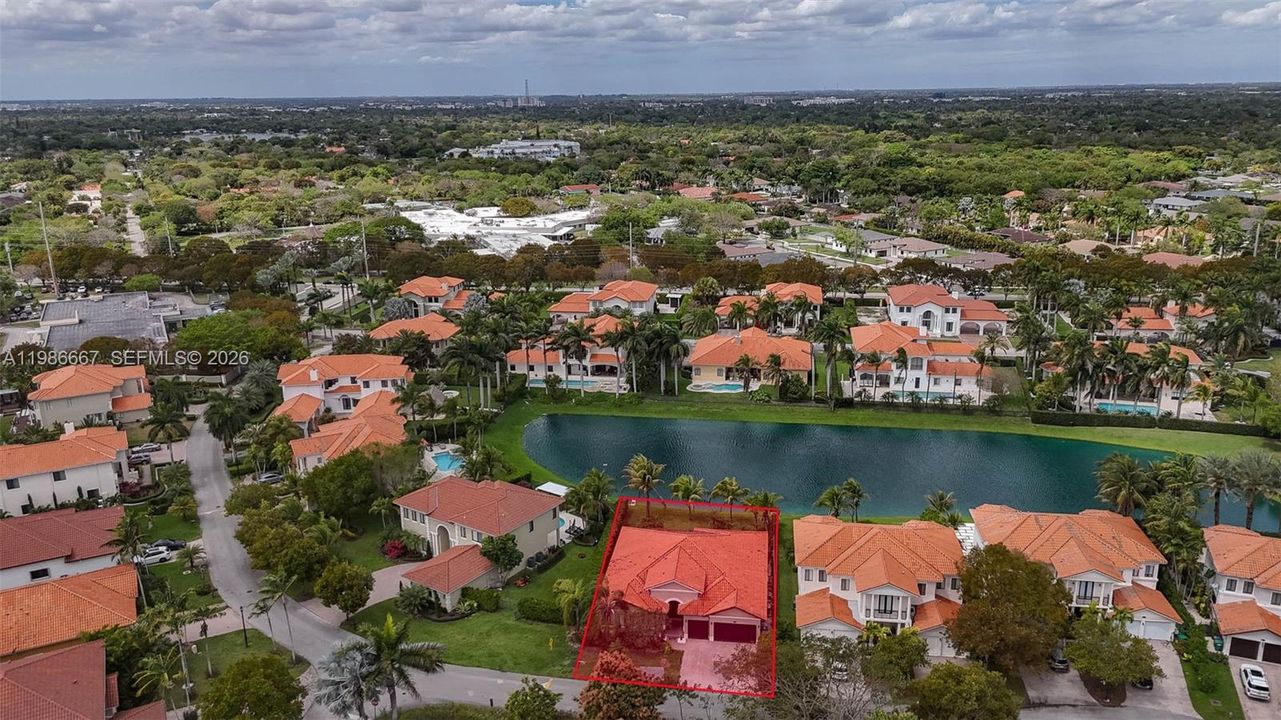 For Sale: $890,000 (5 beds, 3 baths, 3061 Square Feet)