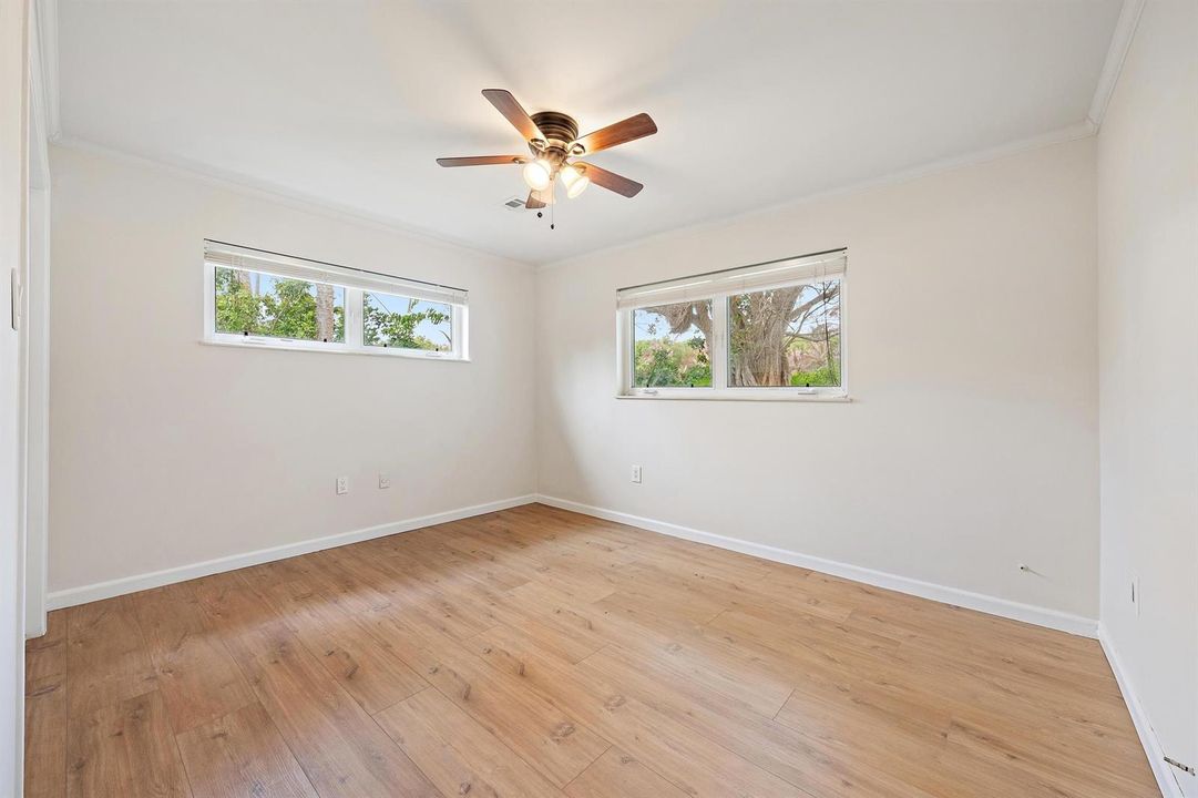 6205 S Indian River Dr-18
