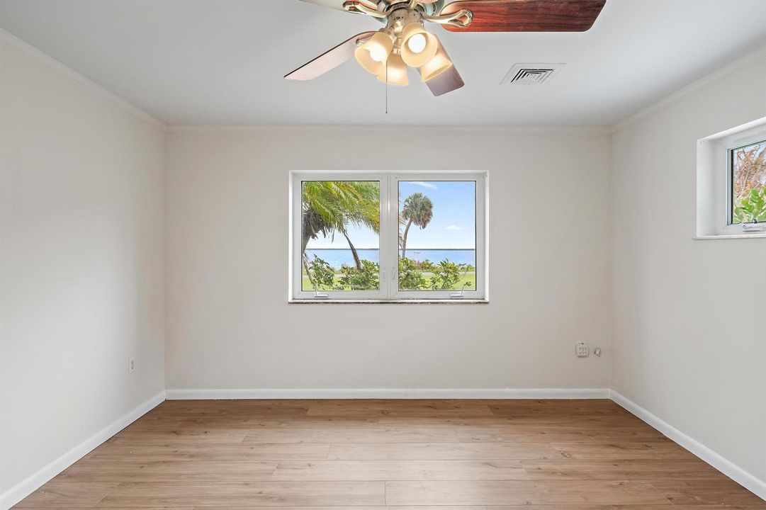 6205 S Indian River Dr-15