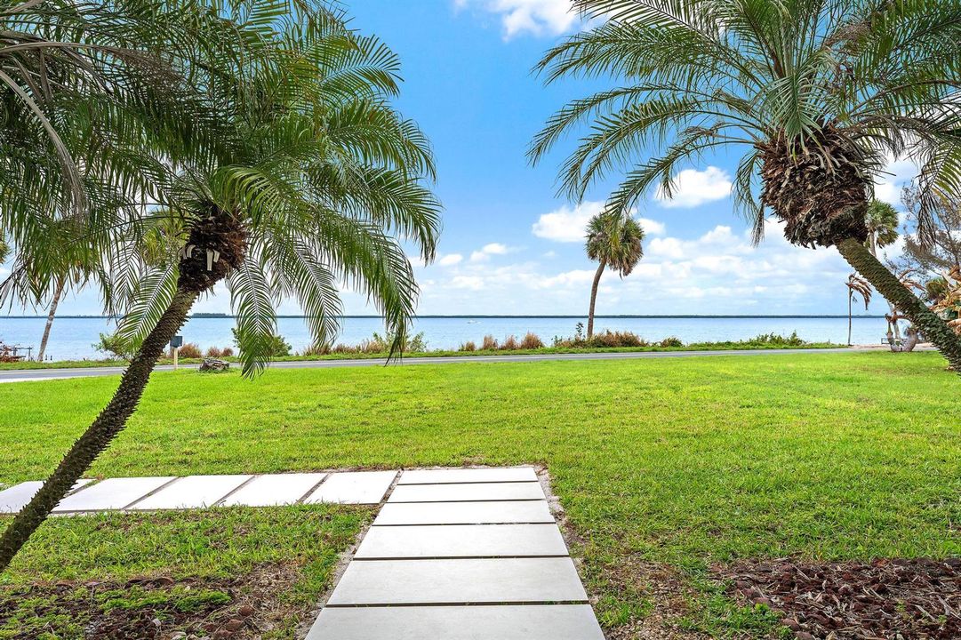 6205 S Indian River Dr-2