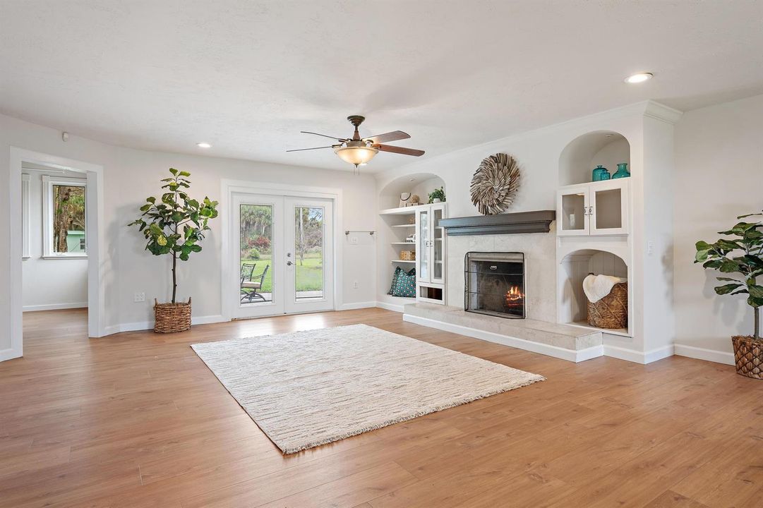 6205 S Indian River Dr-24