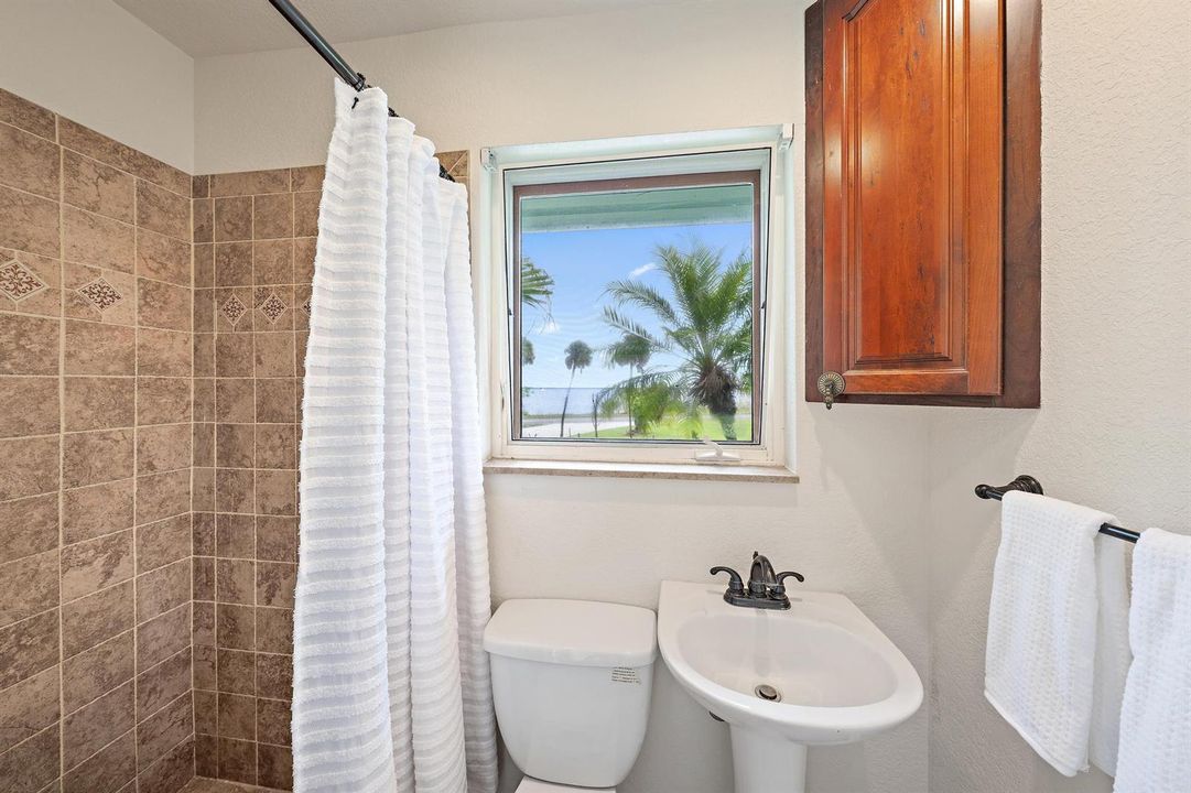 6205 S Indian River Dr-32